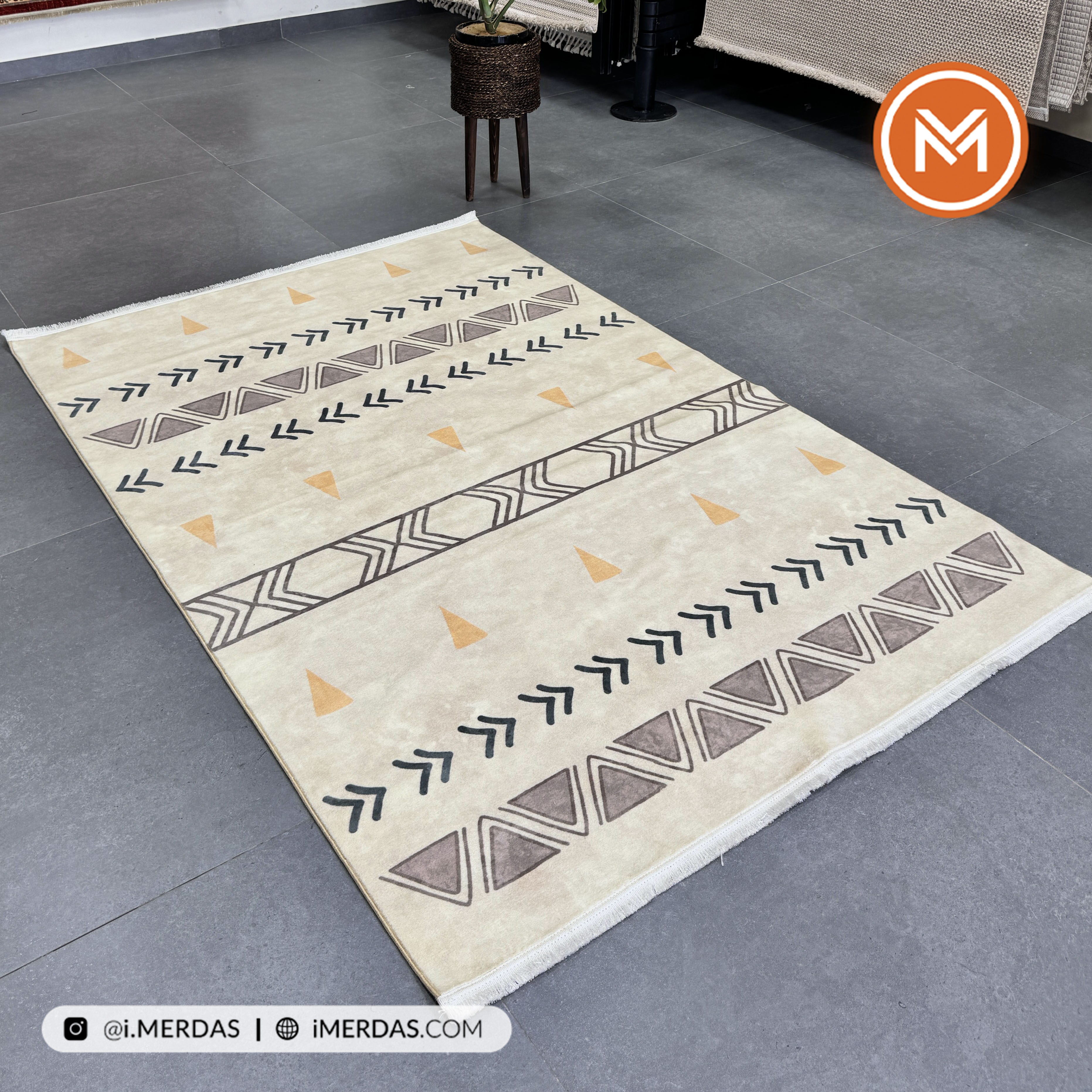 فرش کودک کد 15520 زمینه تمام رنگ