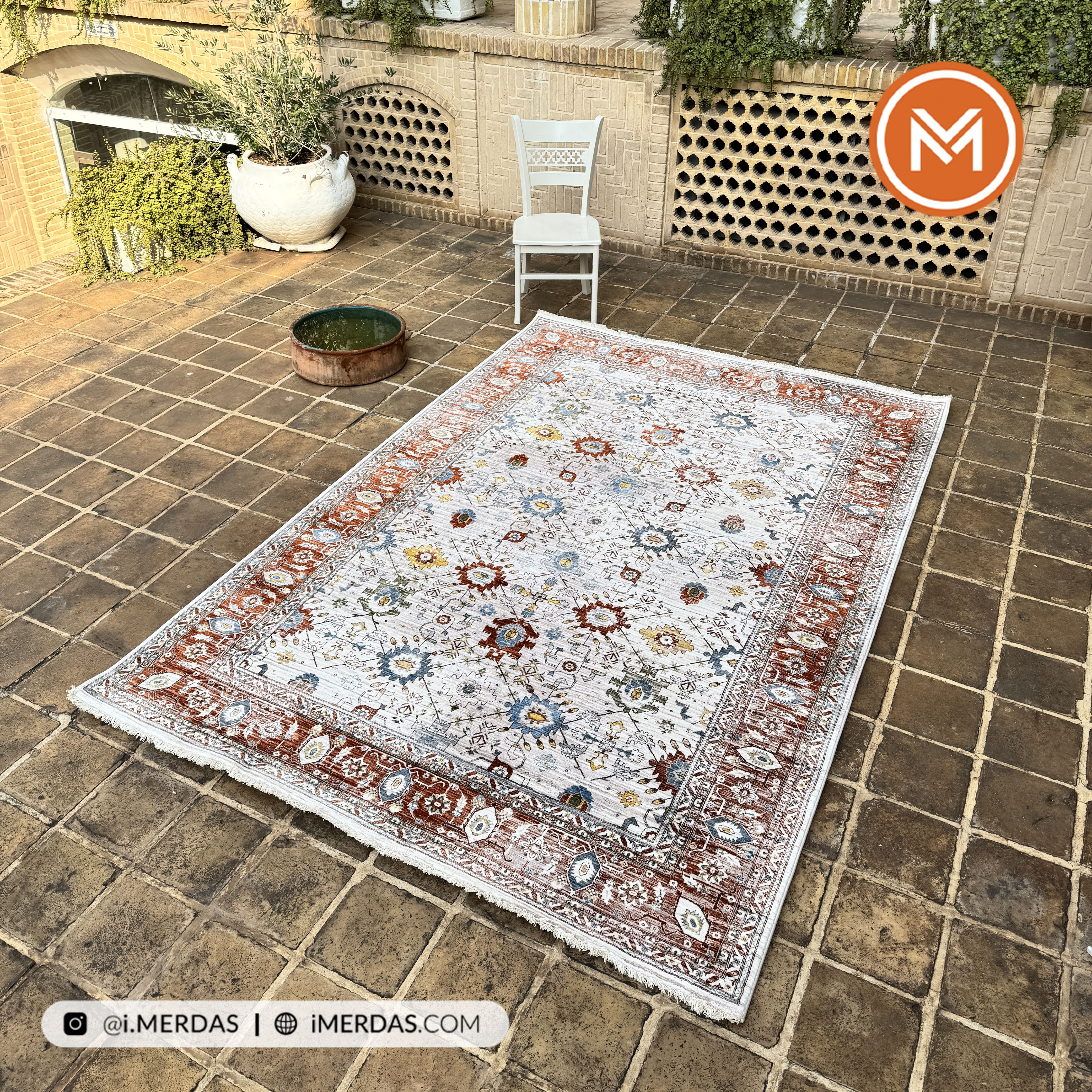 فرش وینتیج کد 76002 زمینه کرم مسی