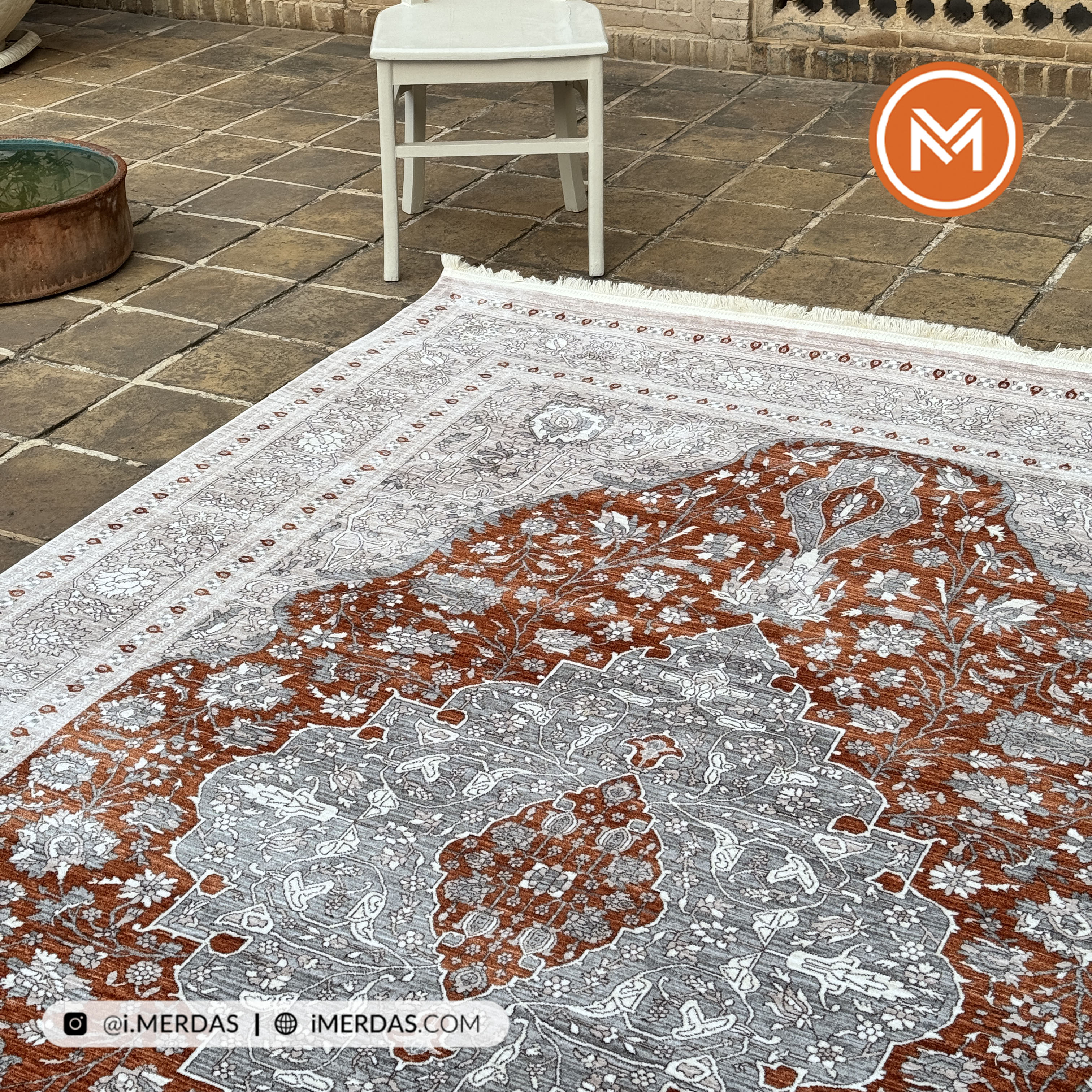 فرش وینتیج کد 76001 زمینه کرم مسی