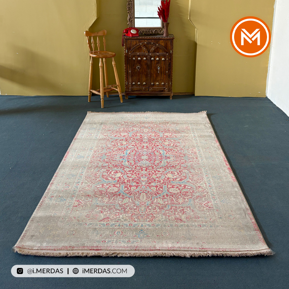 فرش وینتیج کد 10AY0001 زمینه لاکی