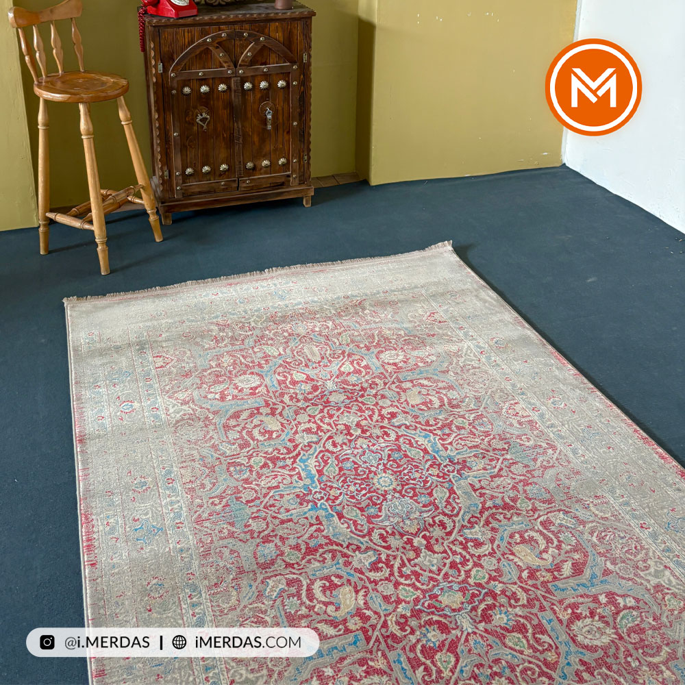 فرش وینتیج کد 10AY0001 زمینه لاکی