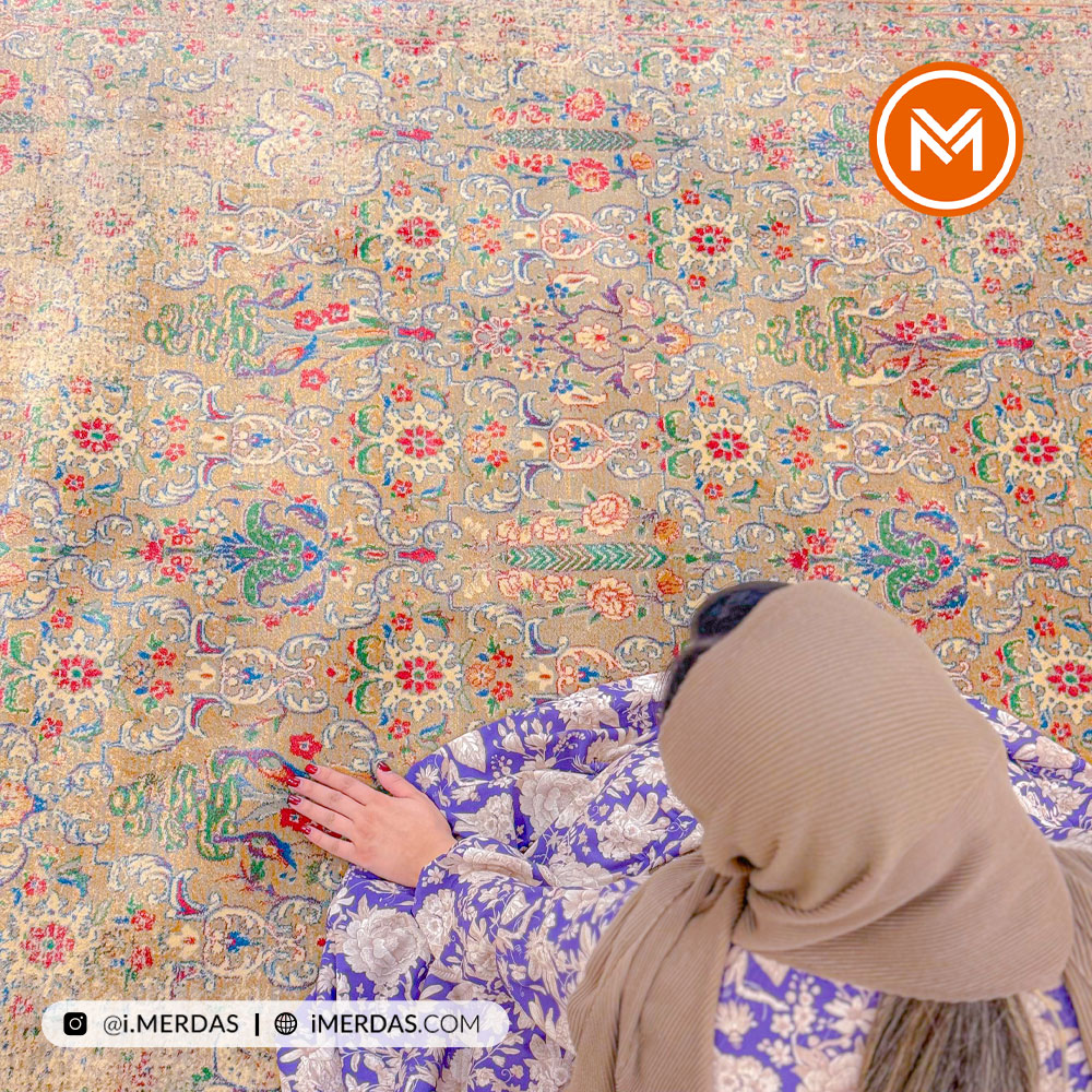 فرش وینتیج hr کد 185 زمینه تمام رنگ