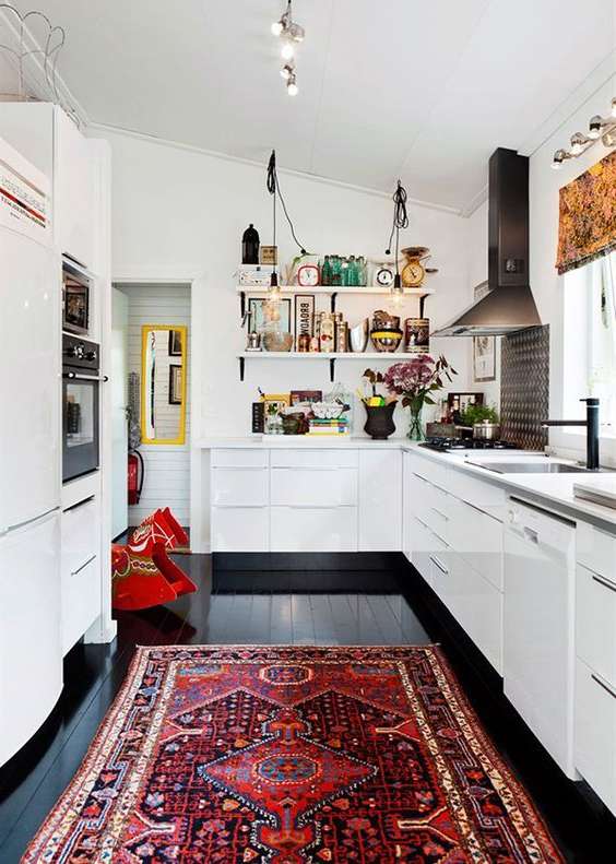 چه فرشی برای آشپزخانه مناسب است؟